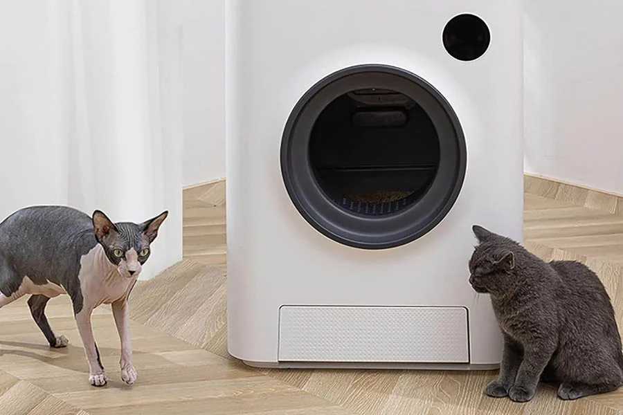 self cleaning litter box for large cats